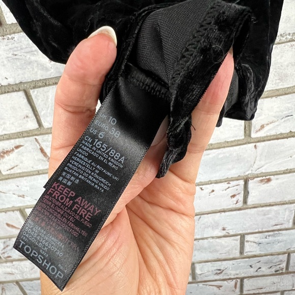 Topshop | Black Velvet Crop Top - Picture 7 of 9